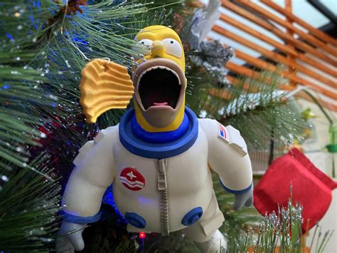 HOMER SIMPSON ASTRONAUT 3D model 3D printable | CGTrader