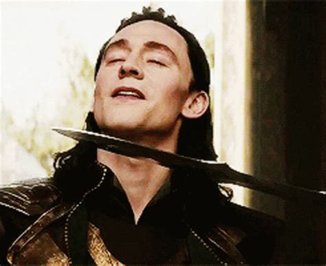 Loki Smile Smile GIF – Loki Smile Smile Smiley Face – find og del giffer