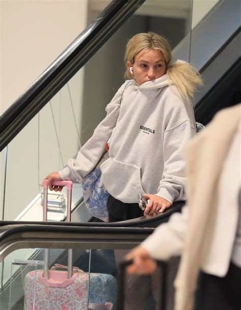 JAMIE LYNN SPEARS Arrives in Los Angeles 10/02/2023 – HawtCelebs