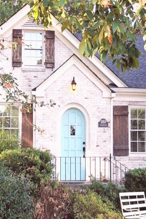 Trendy house colors exterior with brick shutters 38 ideas | Facade house, House exterior, House ...