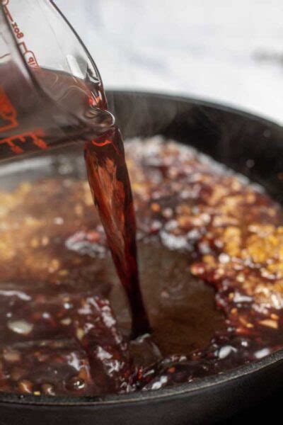 Red Wine Reduction Sauce: An Easy & Elegant Steak Condiment