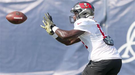 Chris Godwin injury update: Buccaneers WR says he's likely a game-time ...