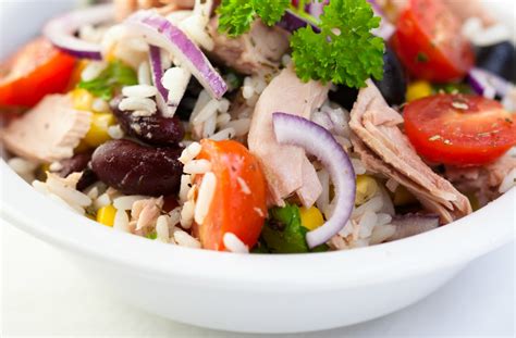 Tuna And Brown Rice Salad | Dinner Recipes | GoodtoKnow