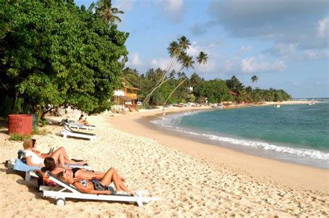 Unawatuna Beach Resort ~ Sri Lankan Tourism