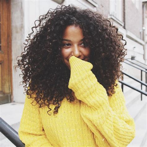 Lauren Lewis. on Instagram: “Giggles & Smiles in my fav yellow sweater. • • 📷: @darnelltemenu ...
