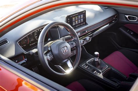 2022 Honda Civic Si's Interior Respects Its Driver