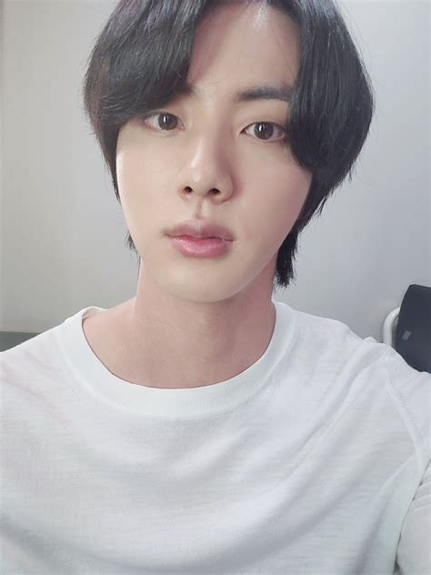 All Of The Selfies BTS's Jin Took In 2020 To Prove He Hasn't Aged In 7 Years - Koreaboo