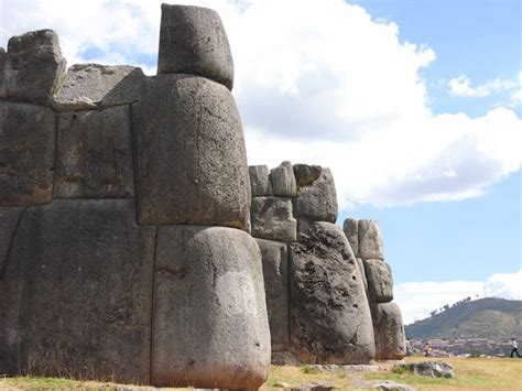 Unsolved Archaeology: Sacsayhuaman