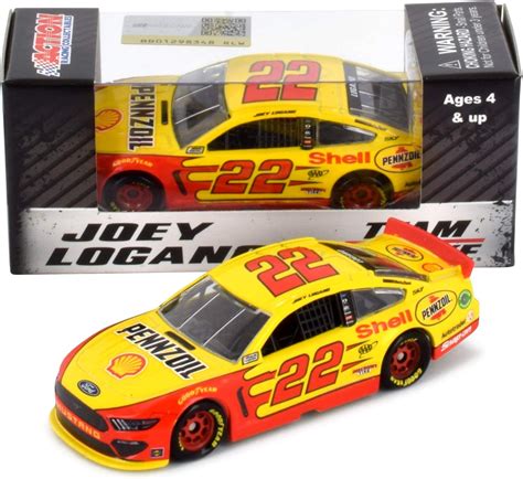 Lionel Racing Joey Logano #22 Shell 2019 Ford Mustang NASCAR Diecast 1: ...