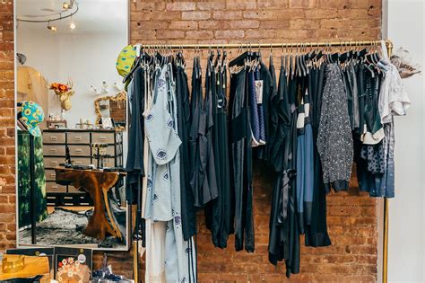 Best clothing stores in NYC for shopping the latest styles | Clothes ...