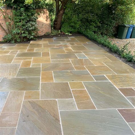 Rippon Buff Indian Sandstone Paving Slabs - Patio Packs