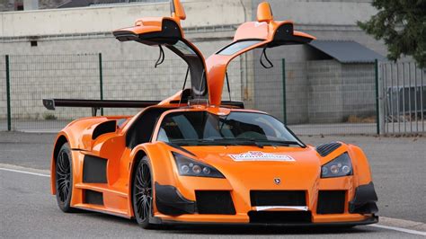 Come Fly With Me in the 18 Greatest Gull-Wing Cars | Man of Many