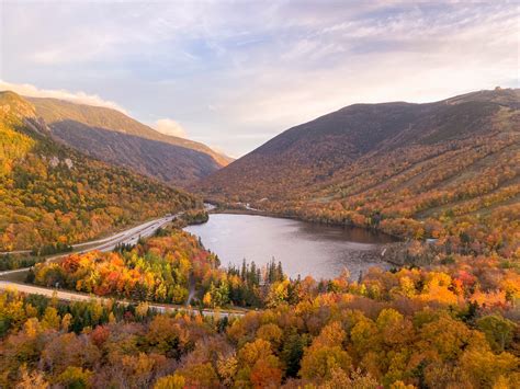 Artist Bluff Lookout: A Guide to the Best Fall Foliage Spot in NH