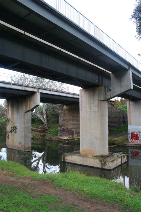 Rail Geelong - Gallery - Railway bridges over the Werribee River