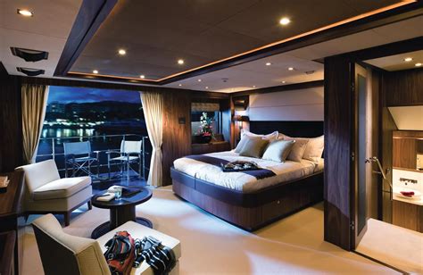 40MY_Owners_Stateroom_ %26_Optional_Balcony. | Luxury yacht interior, Yacht interior design ...