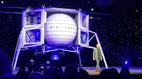 Blue Origin Unveils 'Blue Moon,' Its Big Lunar Lander | Space