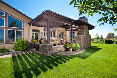 15 Sensational Contemporary Patio Designs For Your Enjoyment