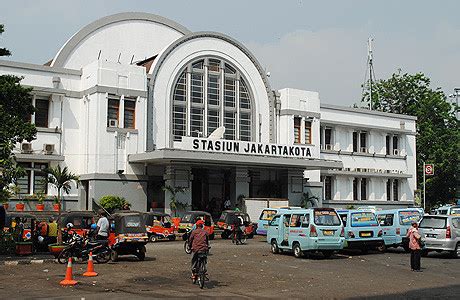 Stasiun Jakarta Kota