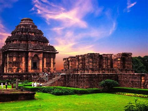 10 Famous Historical Monuments of Medieval India | Feature Articles ...