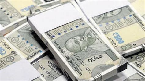 500 rupee notes worth Rs 3,000 crore printed every day: Economic ...