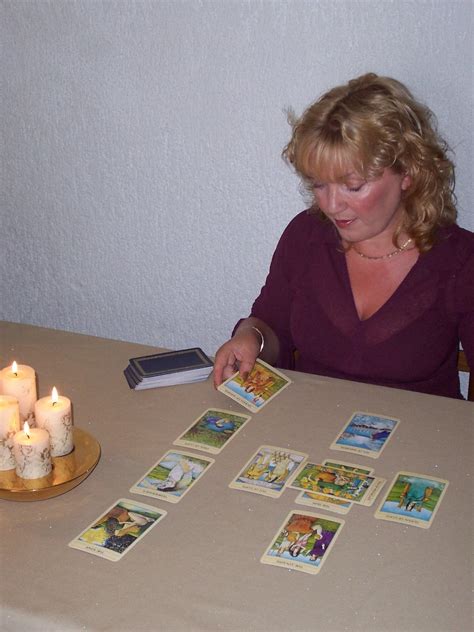 Psychic Readings to Foretell your Future