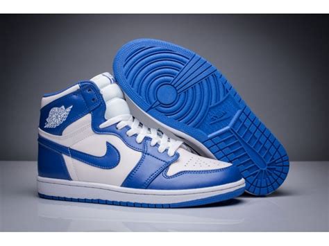 Air Jordan 1 Retro High Og "unc" Dark Powder Blue/White | Air jordans, Jordans, Air jordan shoes