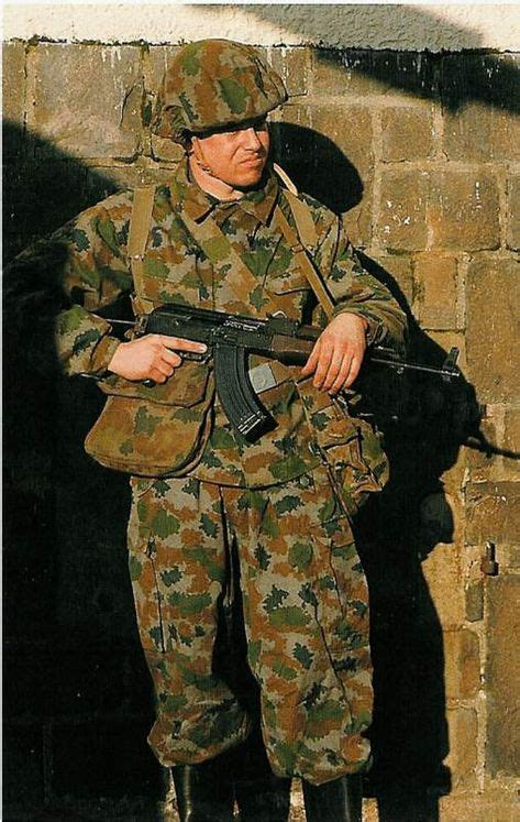 NVA Flächentarn camouflage combat uniform. In service from 1950s through to 1970s when it was ...