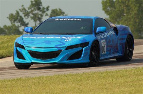 2015 Acura NSX Previewed on Track - GTspirit