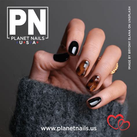 Planet Nails Logo Png / Confetti Nails Are The Coolest Manicure Trend ...