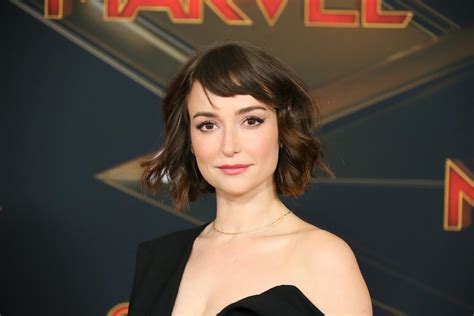 AT&T actress Milana Vayntrub responds to online body shaming: 'You've ...