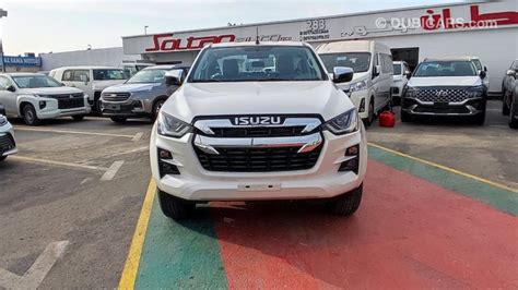 New Isuzu D-Max pick up Double cabin 4WD A/T 3.0L Diesel white color 2023 for sale in Dubai - 620256