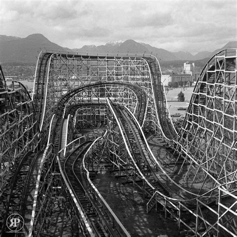 Photographing Vancouver’s classic Wooden Roller Coaster » Raymond Parker Photography