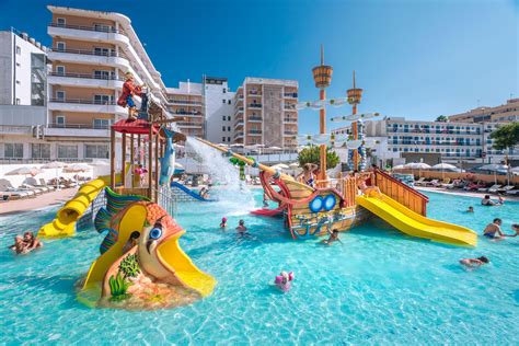 Sorra Daurada Splash Hotel in Malgrat de Mar, Costa Brava | loveholidays