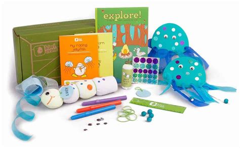 KiwiCo: encourage your kids to explore, imagine, and create