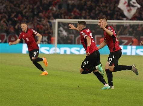 Shpërthen festa në “Air Albania”, Jasir Asani realizon supergol – Abc News