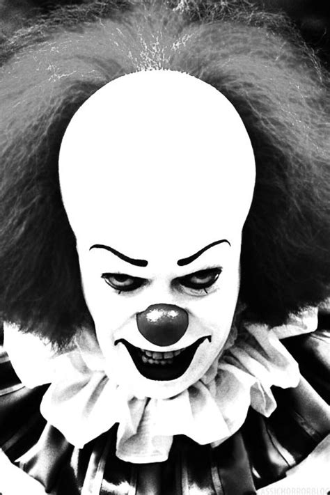 575 best PENNYWISE, THE DANCING CLOWN images on Pinterest | Horror ...