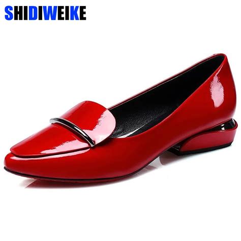 Elegant red Pointed Toe Flat Shoes Women Patent Leather Flats Fashion ...