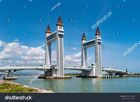 708 Drawbridge terengganu Images, Stock Photos & Vectors | Shutterstock