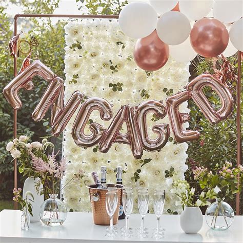 Planning an Unforgettable Engagement Party - All You Need to Know