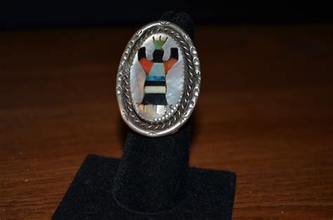 Native American vintage Zuni ring signed RHE.. L@@K!! - Gem