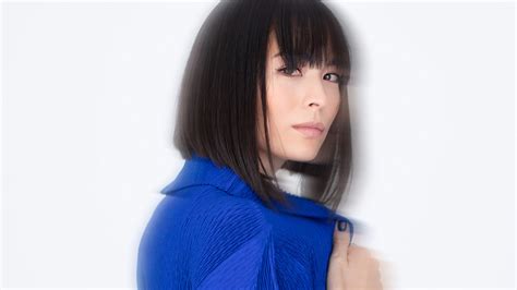 Alice Sara Ott - Biography | Deutsche Grammophon