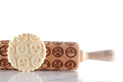 Handmade Emoji Engraved Rolling Pin | Gadgetsin