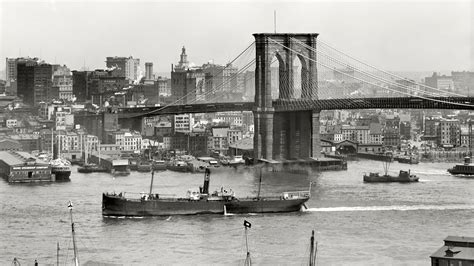 Black And White Picture Of Brooklyn Bridge And Buildings Of New York ...