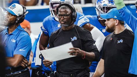 DC Aaron Glenn determined to get Detroit Lions' defense on track