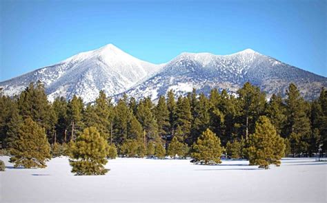 One of my favorite pictures of the San Francisco Peaks -- the highest point in Arizona - Photorator