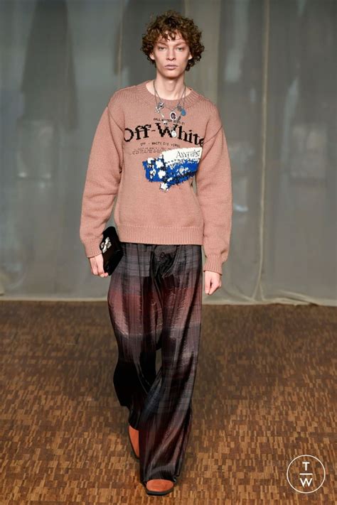 Off-White Fall/Winter 2020 Look 26 High Fashion, Fashion Show, Fashion Mood Board, Cool Fits ...