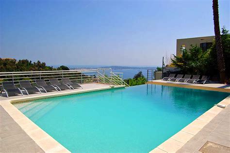 Cote d'Azur Large Modern Villa to Rent with Pool in Super Cannes.