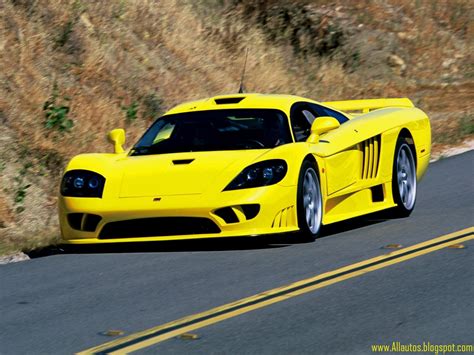 Autos: Comparison between Saleen S7 and Saleen S7 TT.