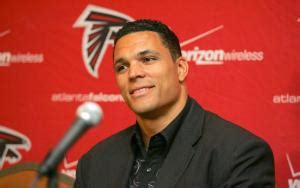 Tony Gonzalez biography, net worth, nationality, married, wife