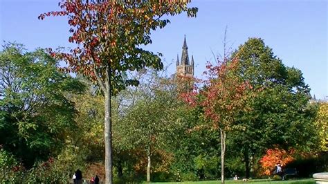 Kelvingrove Park , Autumn colours - Glasgow Scotland - YouTube